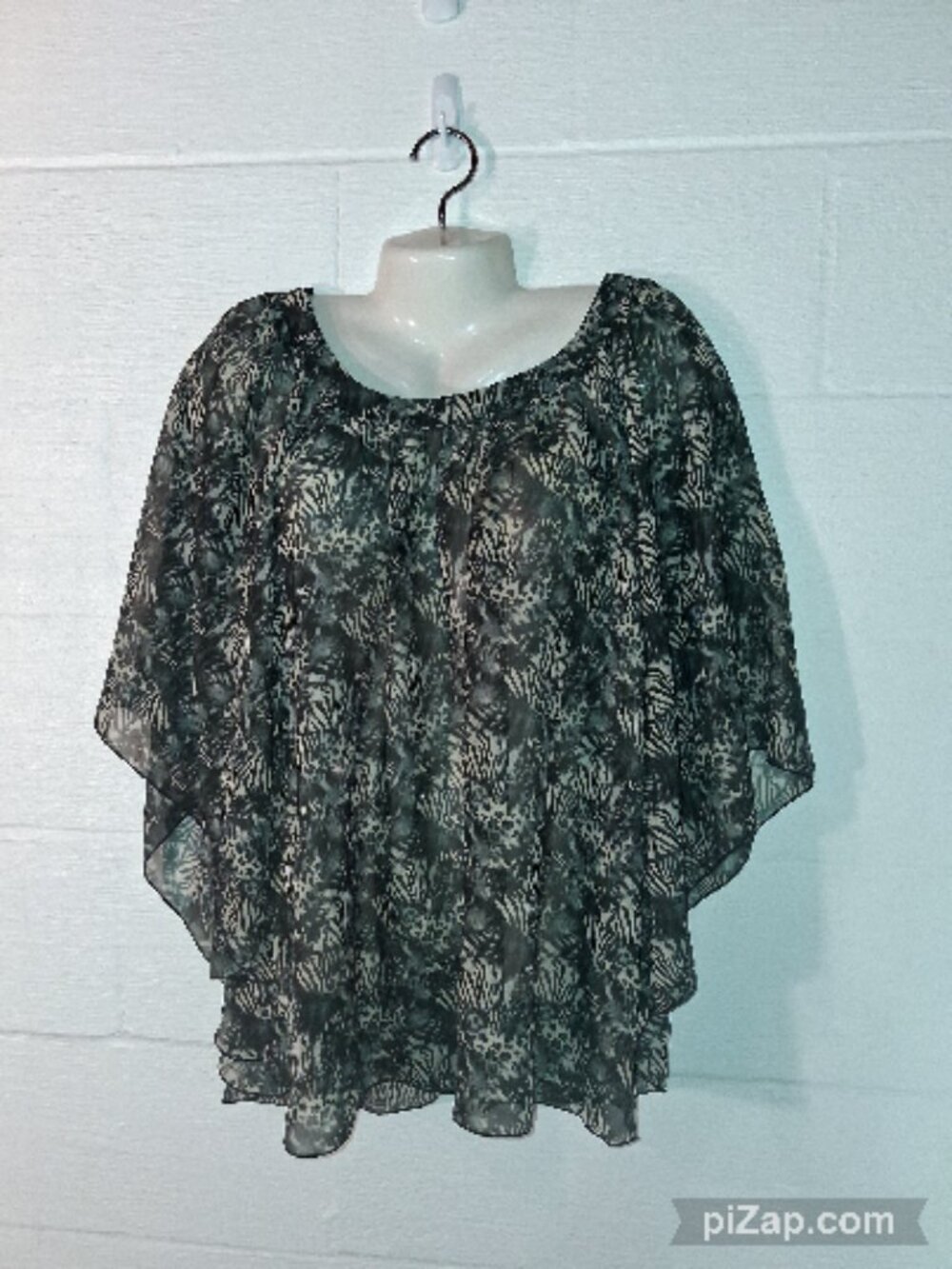 Lilly Lou Women's Size Large Angel Wing Animal Print Top Semi Sheer Flowy Blouse